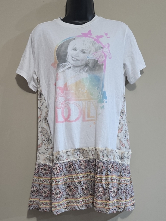 Dresses & Skirts - Upcycled band t-shirt dress